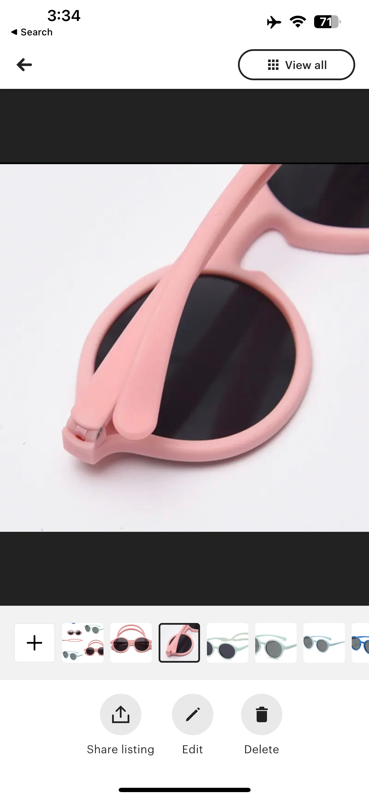 Baby sunglasses with detachable strap